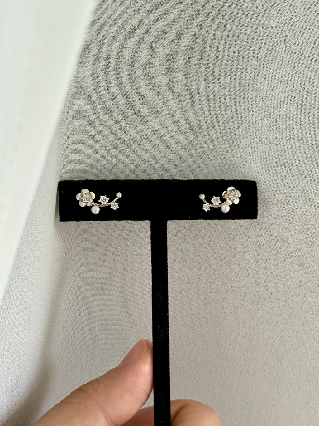 Aretes camelia
