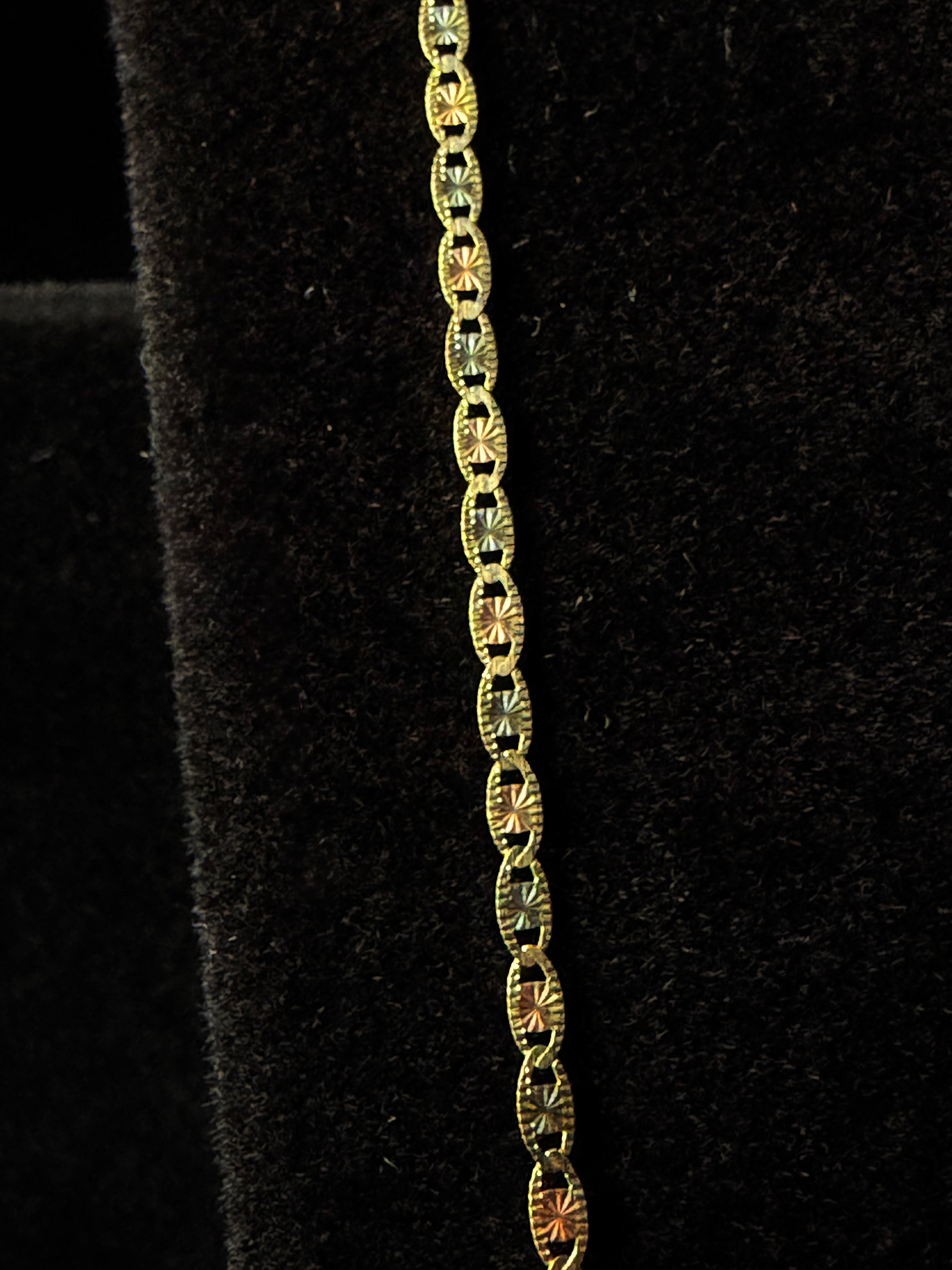Cadena oval diamantada