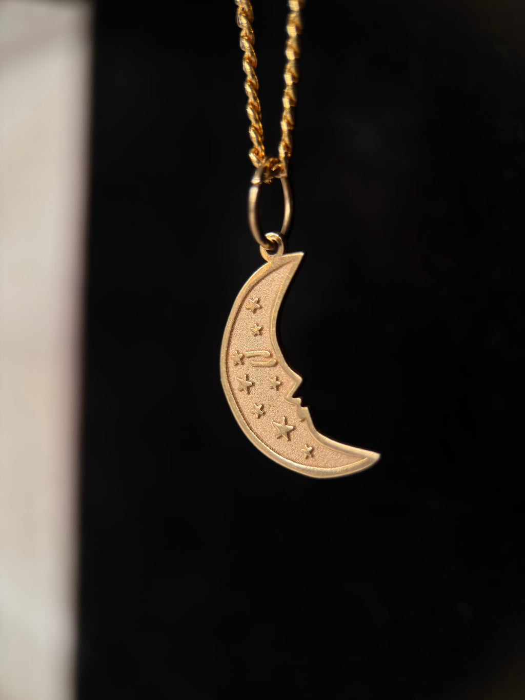 Dije luna creciente