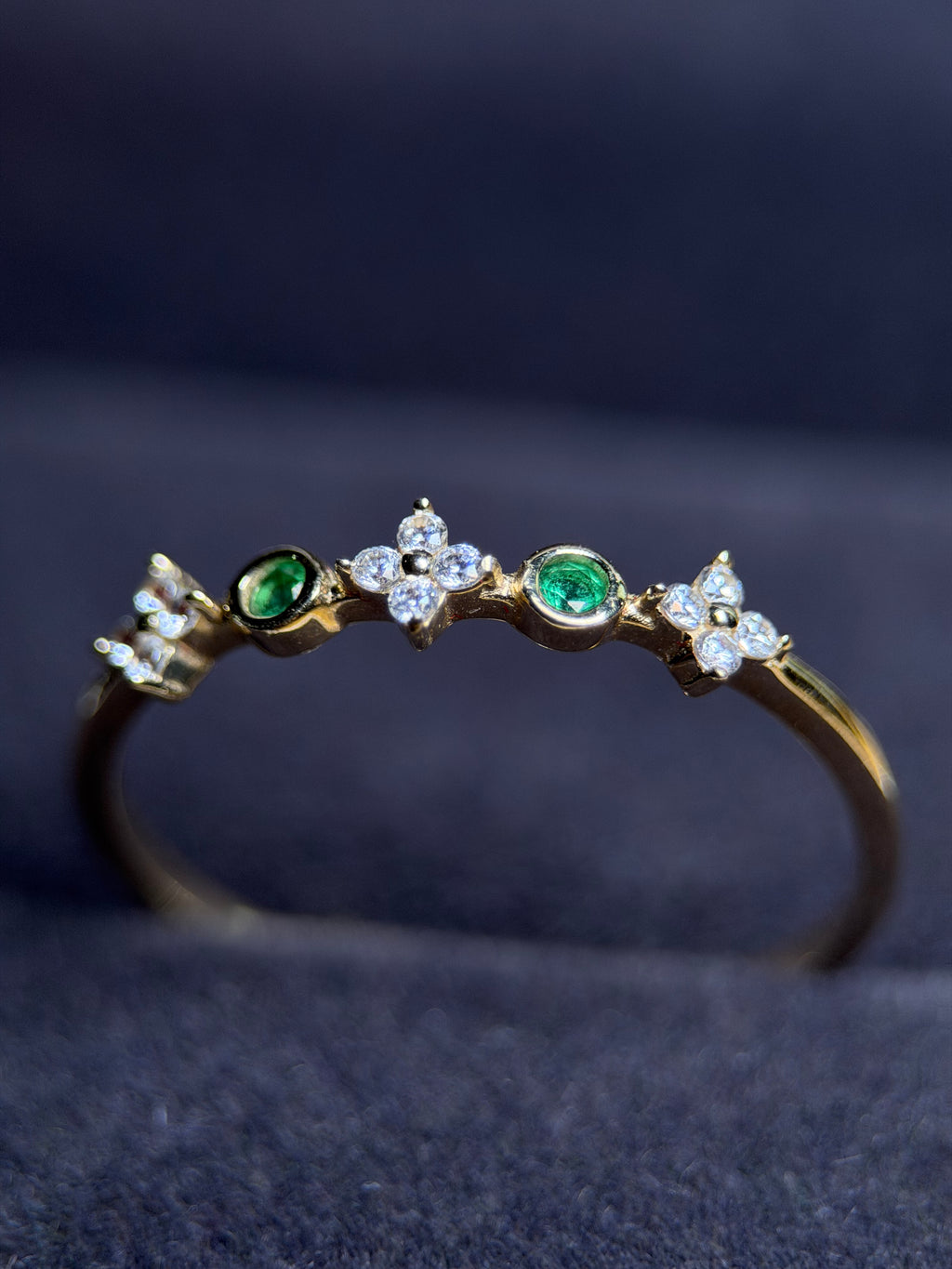 Anillo florecer