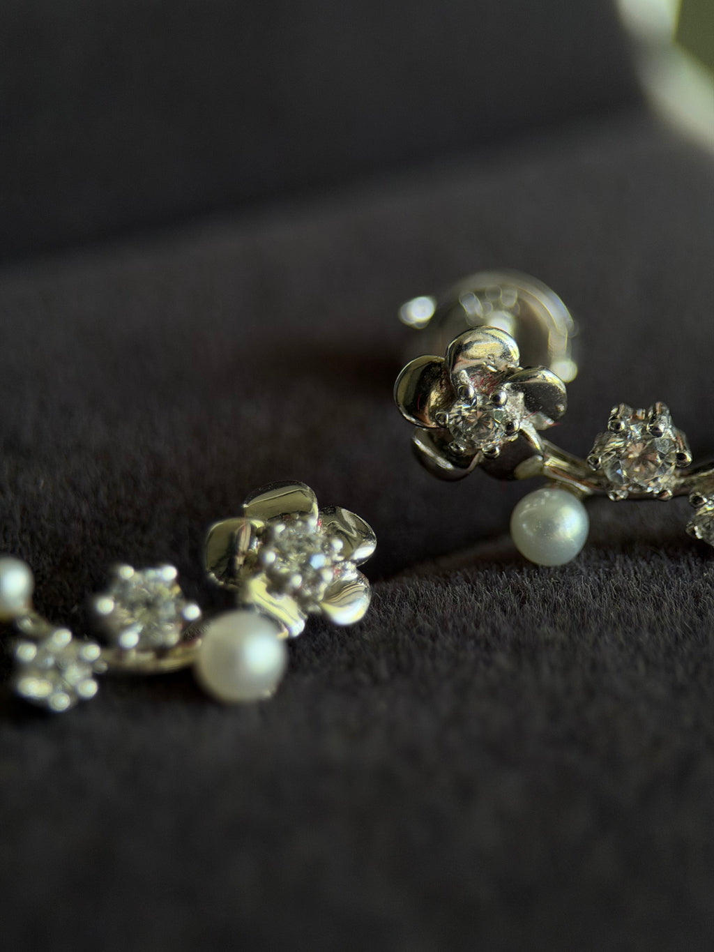 Aretes camelia