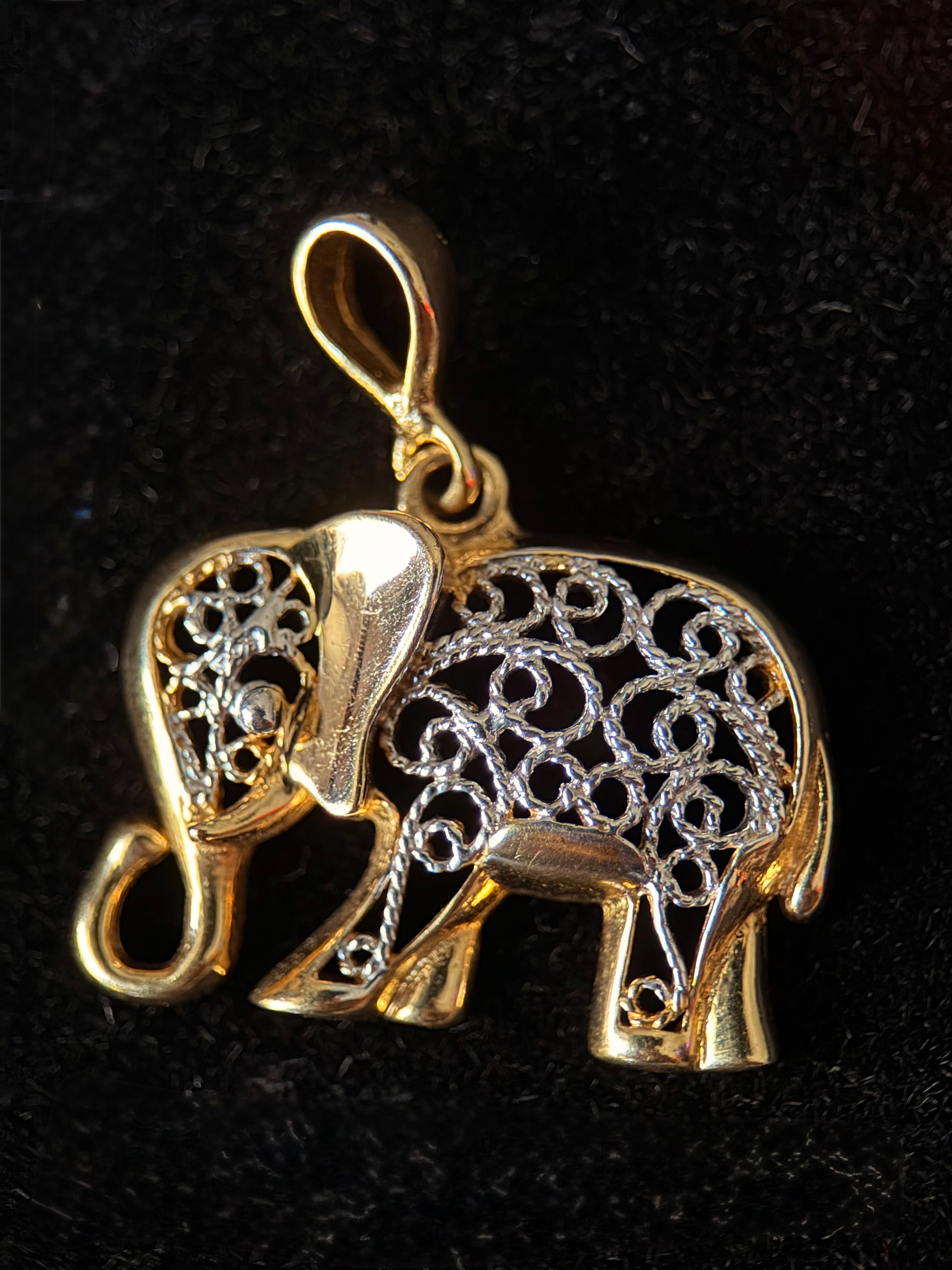 Dije elefante de la abundancia