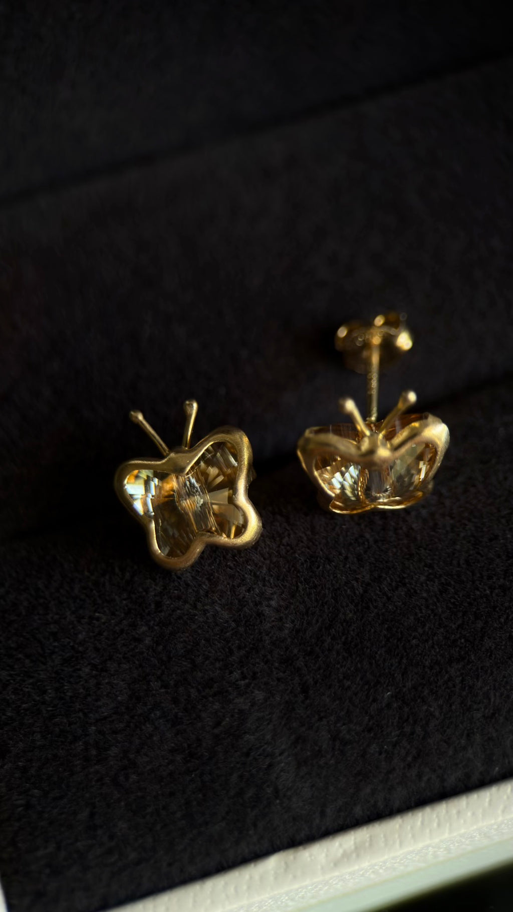 Aretes mariposa zirconia