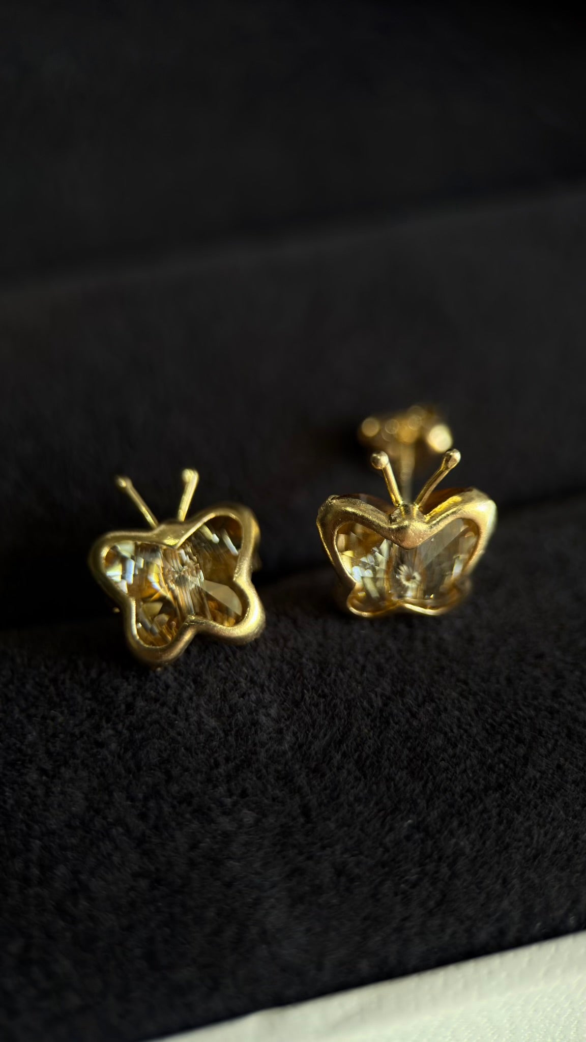 Aretes mariposa zirconia