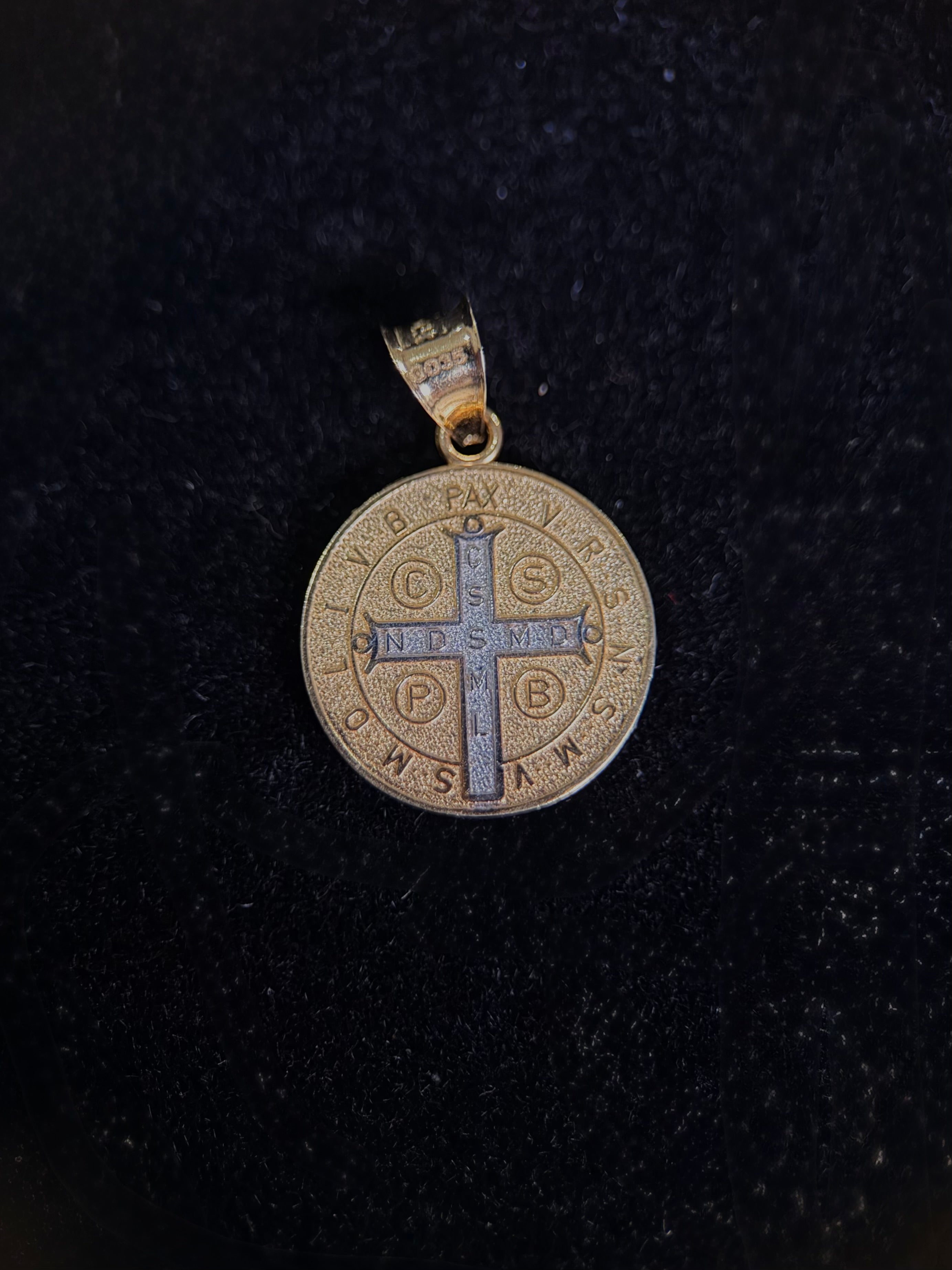 Medalla San Benito bicolor