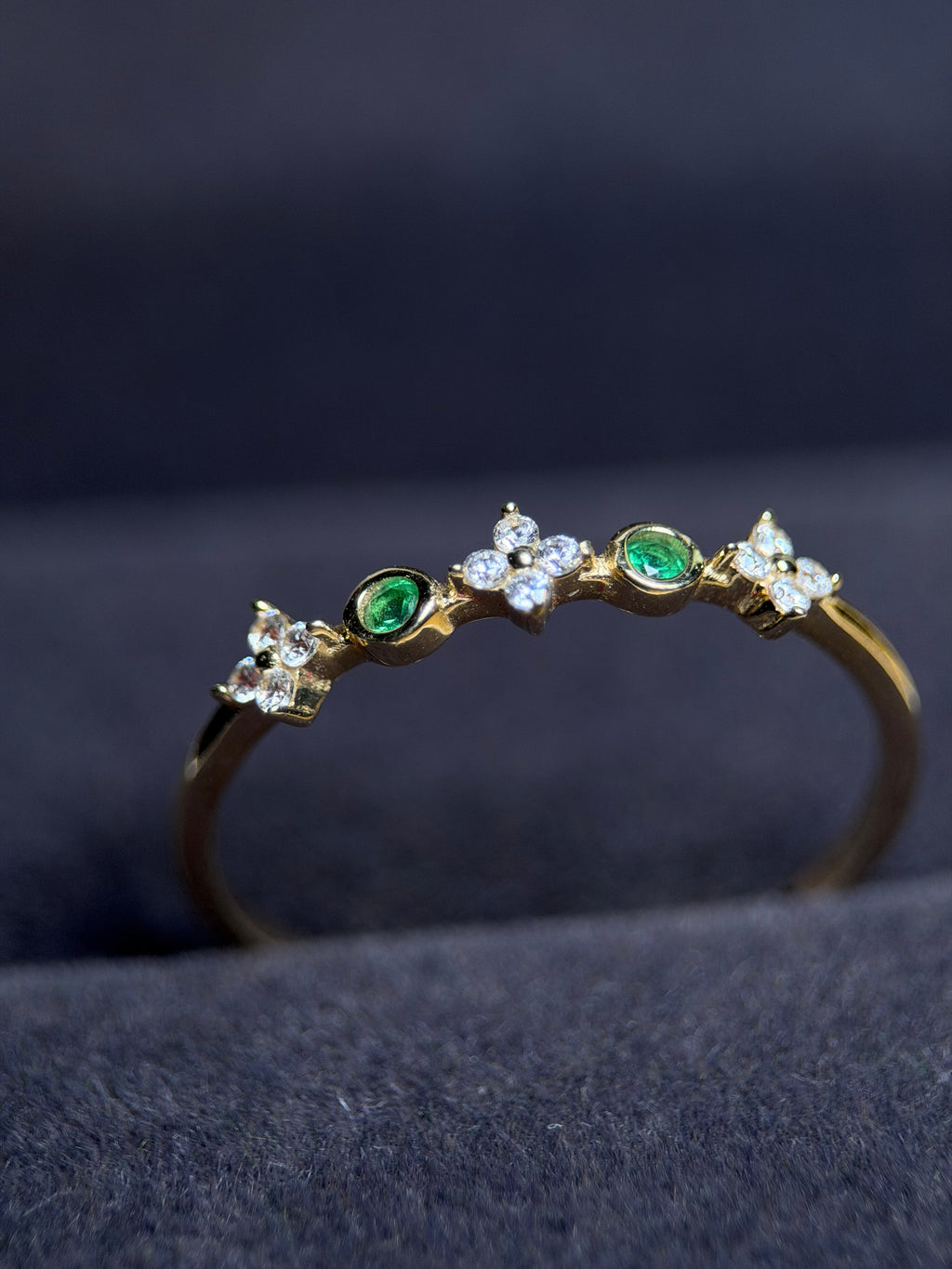 Anillo florecer