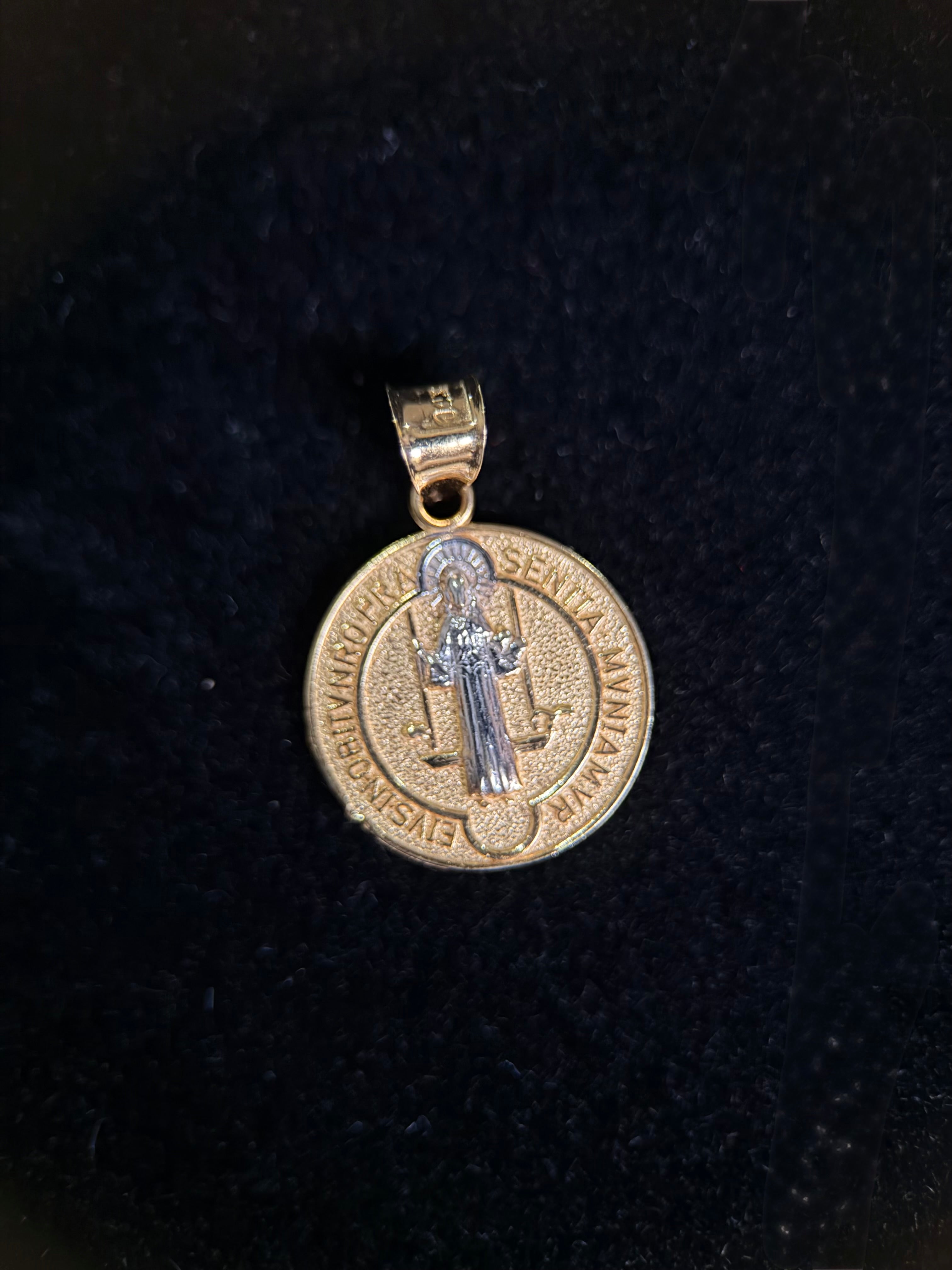 Medalla San Benito bicolor