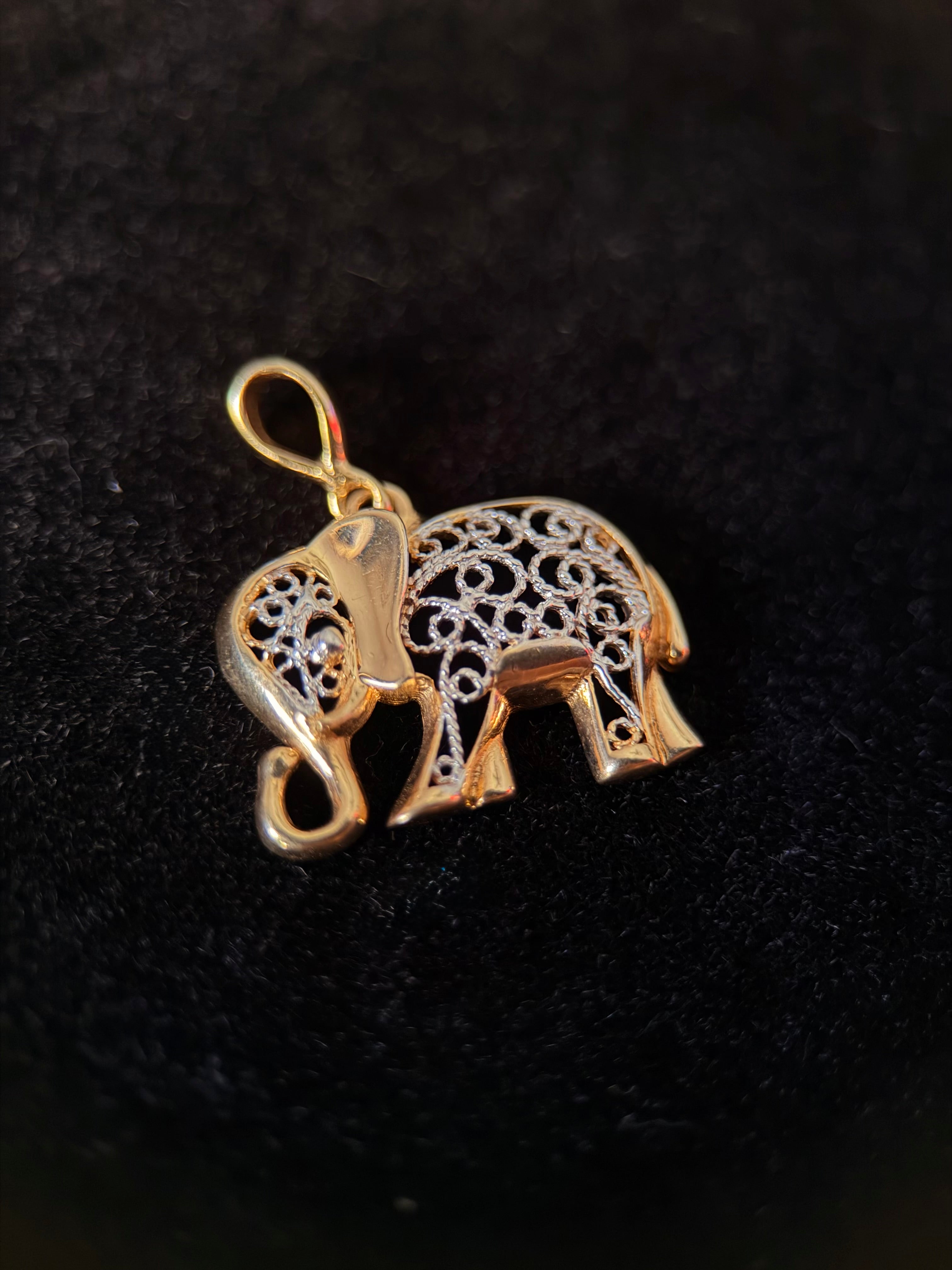 Dije elefante de la abundancia