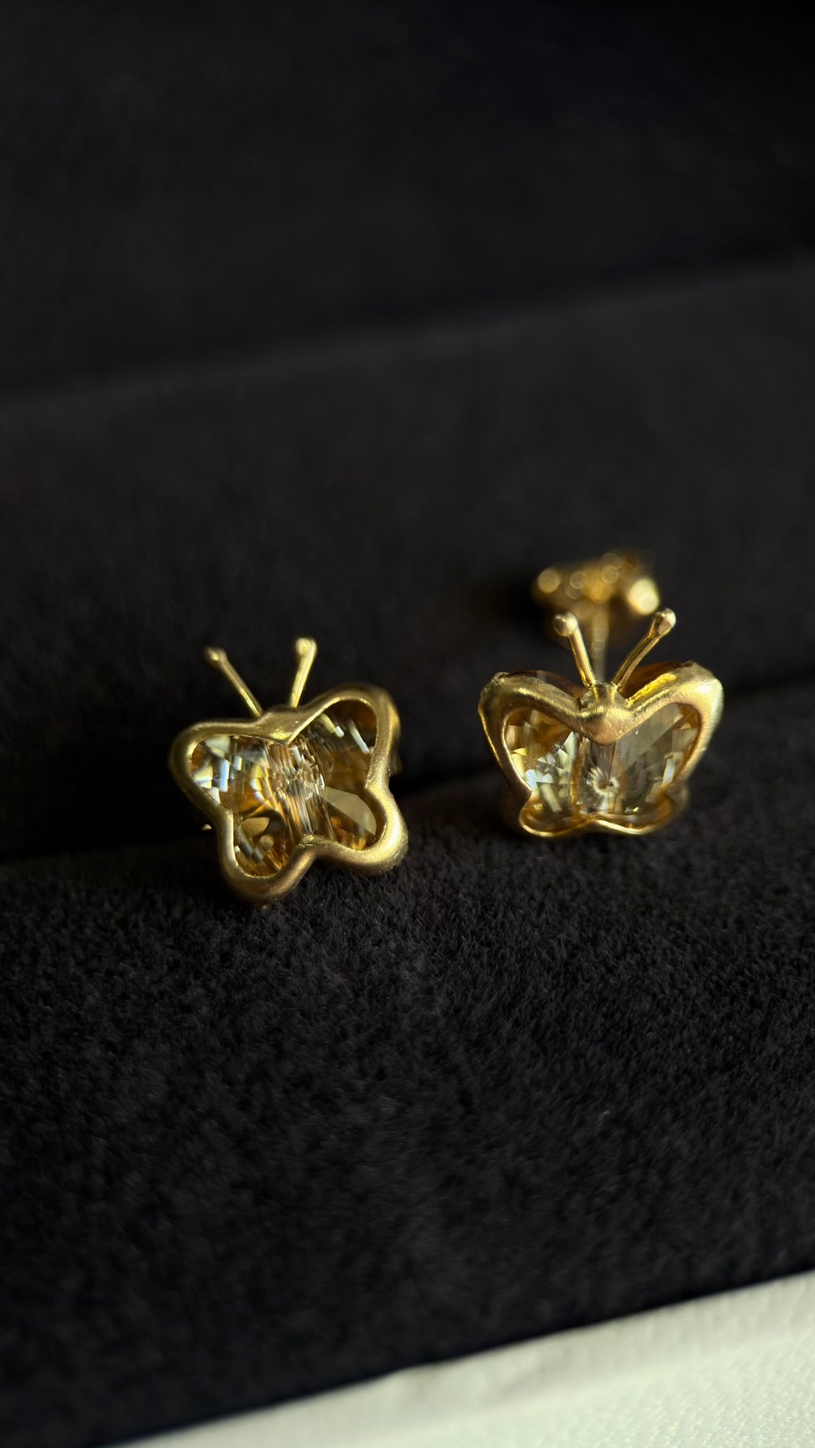 Aretes mariposa zirconia