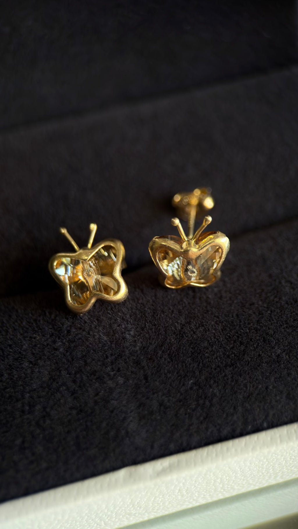 Aretes mariposa zirconia